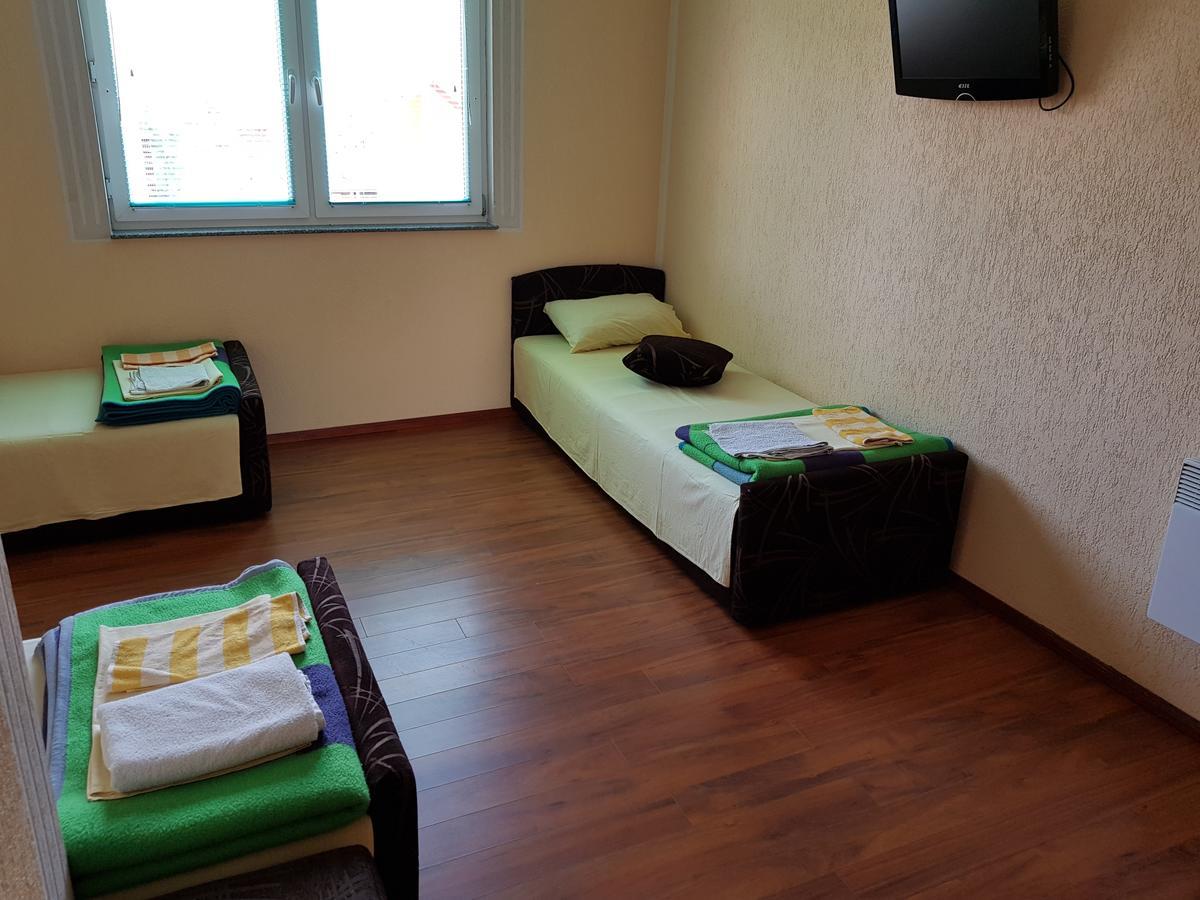 Hotel Pansion Baša à Ustikolina Extérieur photo