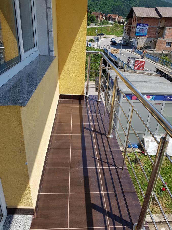 Hotel Pansion Baša à Ustikolina Extérieur photo