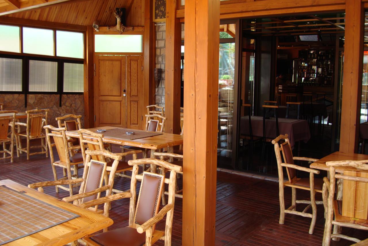 Hotel Pansion Baša à Ustikolina Extérieur photo